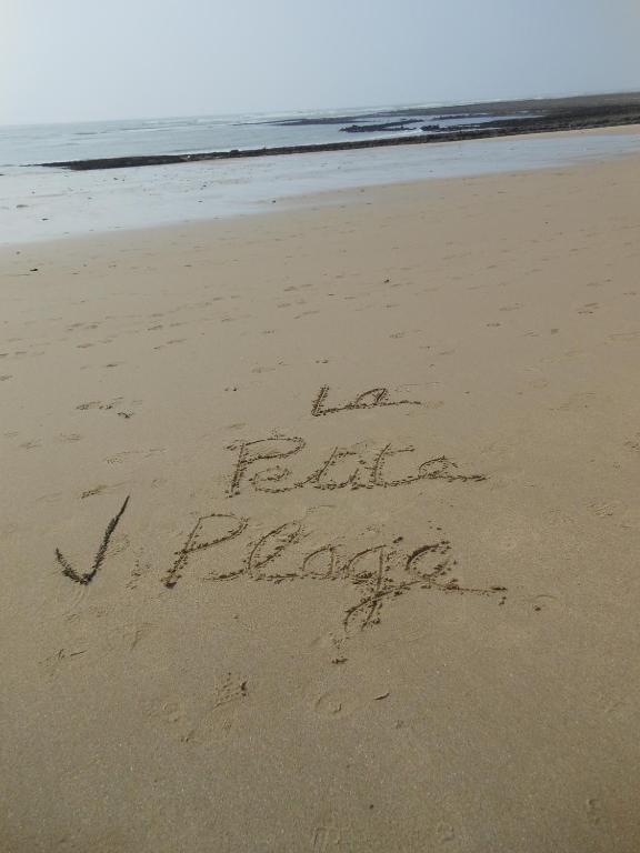 Hotel De La Petite Plage Saint-Georges-d'Oleron Bagian luar foto